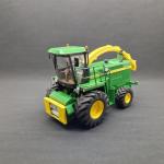 John Deere 6950