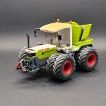 Claas Xerion 3000