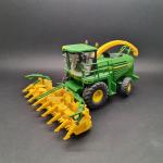 John Deere 7500