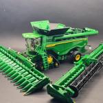 John Deere X9 1100