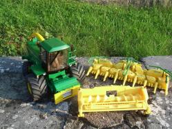 John Deere 6650