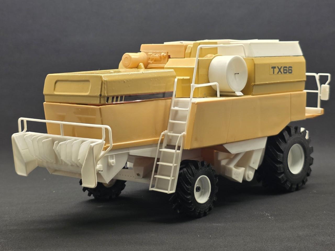 New Holland Tx 68
